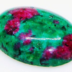 Natural Fuchsite Ruby Stone for Sale