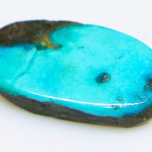 Breathtaking GENUINE Blue Turquoise Ring Stone