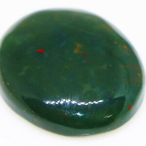 Bloodstone for Pisces close-up