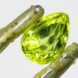 Peridot Pear Shape