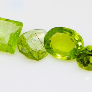 Loose Peridot Gemstones Lot