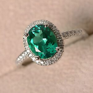 Emerald Women's Ring