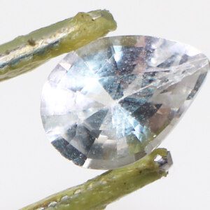 Ceylon white topaz for ring closeup