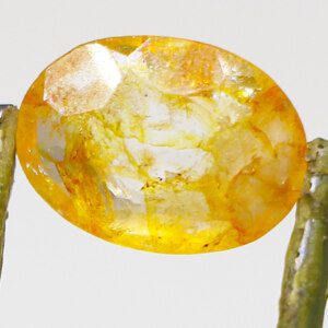 Yellow topaz, Scorpio birthstone, close-up